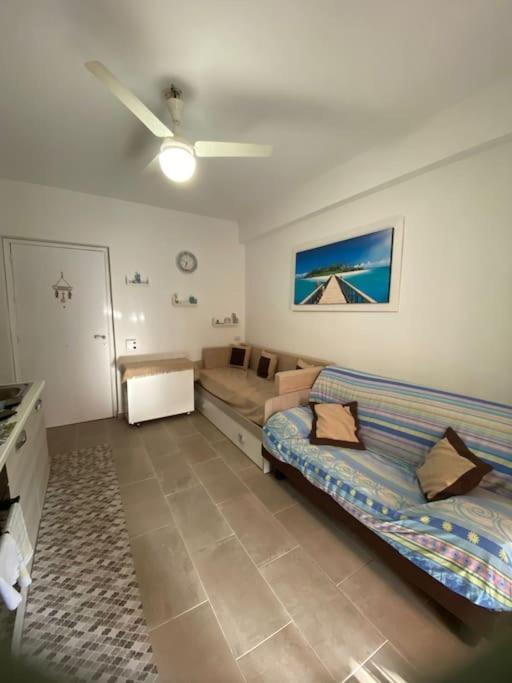 Casa Vacanza Giardini Naxos Taormina Miranaxos Exterior foto