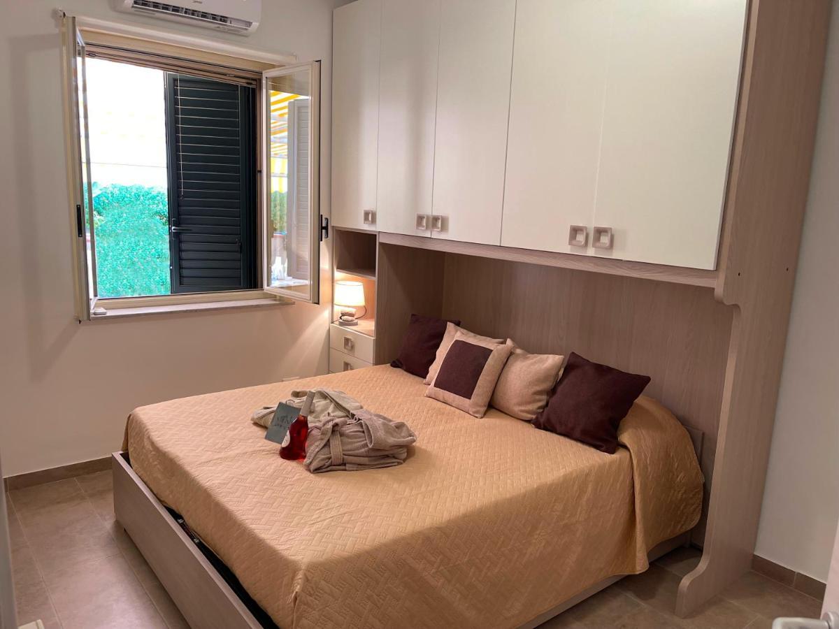 Casa Vacanza Giardini Naxos Taormina Miranaxos Exterior foto