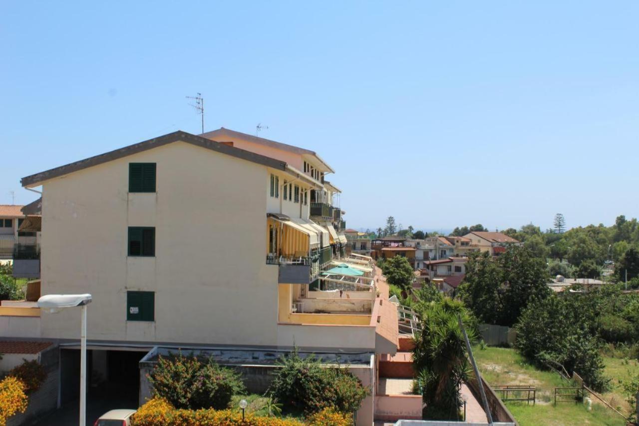 Casa Vacanza Giardini Naxos Taormina Miranaxos Exterior foto
